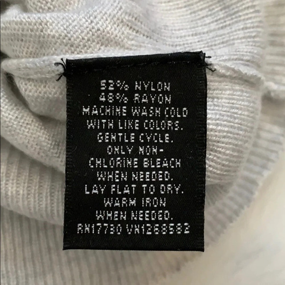 Heather Gray Mossimo Sweater - Picture 5 of 5